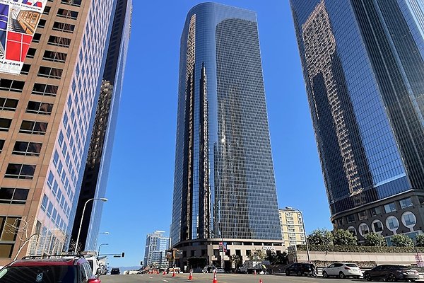 1 Cal Plaza LP