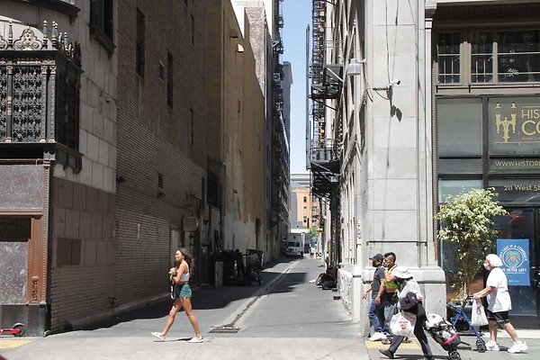 Frank Ct alley at 5th Street