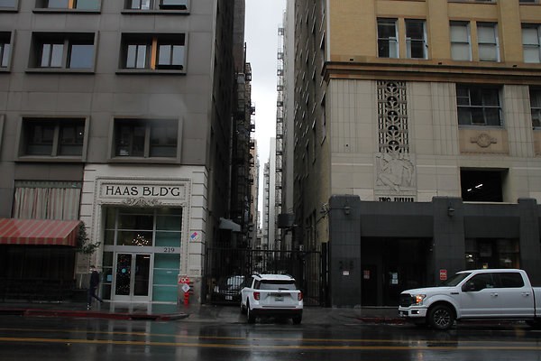 215 W. 7th Street alley - DTLA