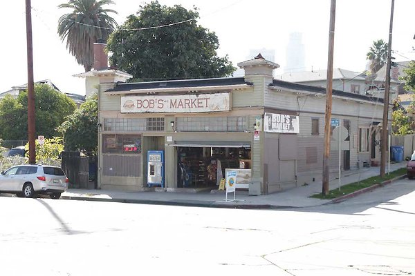 BobsMkt-121