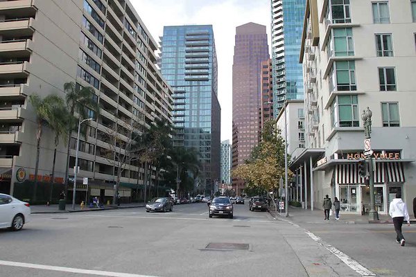 9th &amp; Hope-113