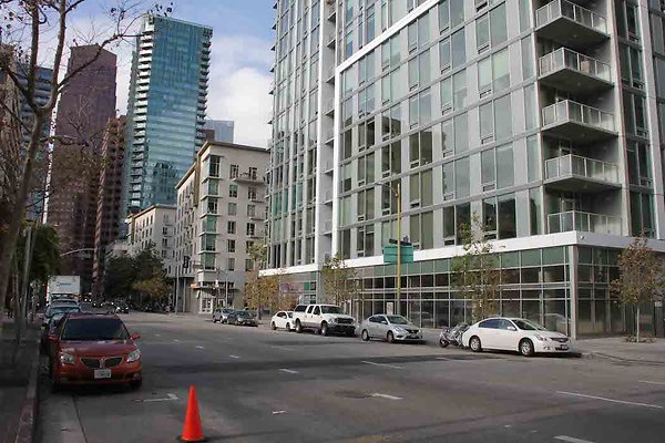 9th &amp; Hope-120