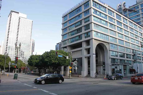 Olympic Bl and Hope St DTLA