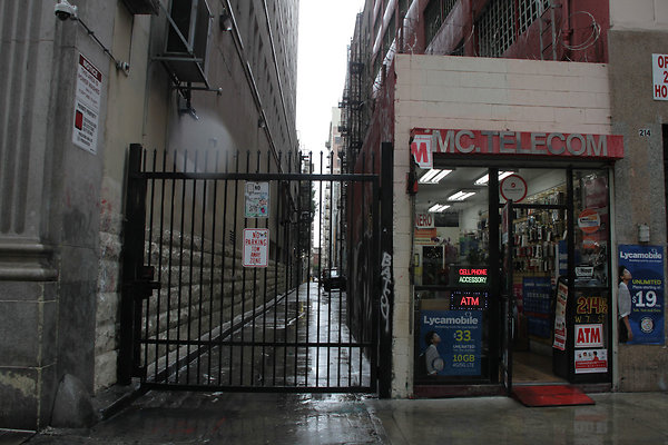MC Telecom alley - s:s 7th between Spring and Broadway