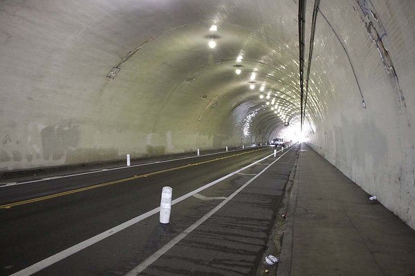 2nd St Tunnel-114