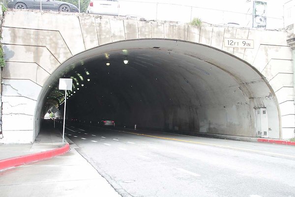 2nd St Tunnel-102