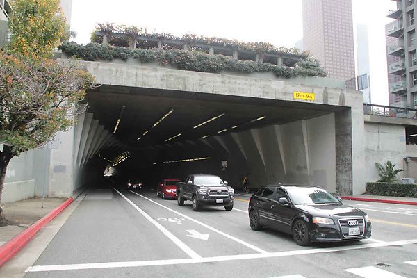 2nd St Tunnel-119