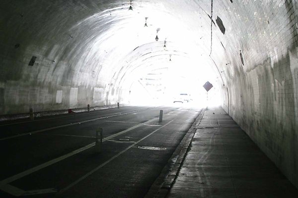 2nd St Tunnel-107
