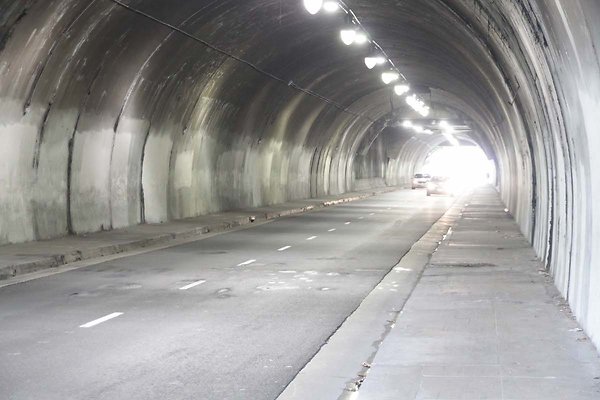 3rd St Tunnel-105